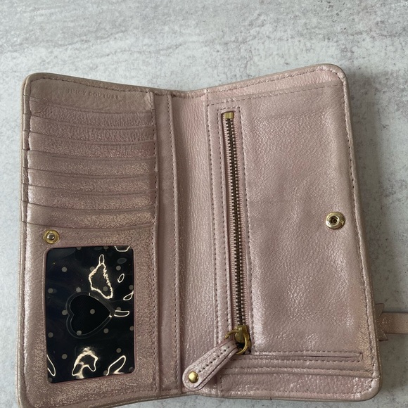 Juicy couture pink shimmer wallet with black and white polka dot details inside - Picture 11 of 13